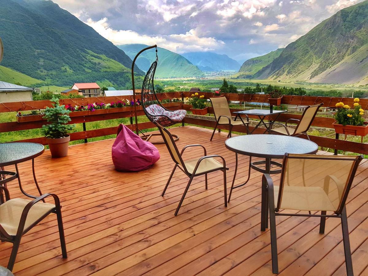 Sunshine Kazbegi Stepantsminda Exterior foto